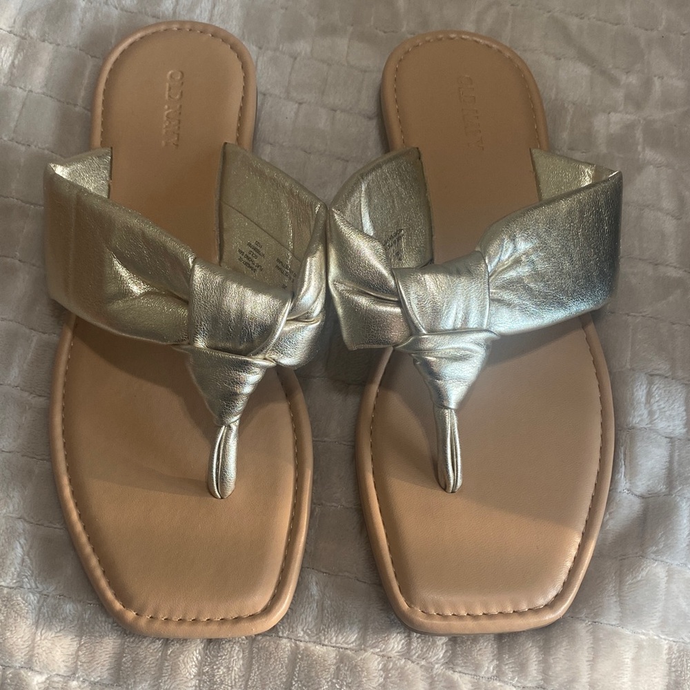 Old Navy Metallic Silver Sandals